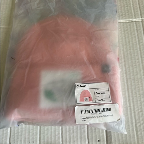 Pink beanie hat - Picture 3 of 3